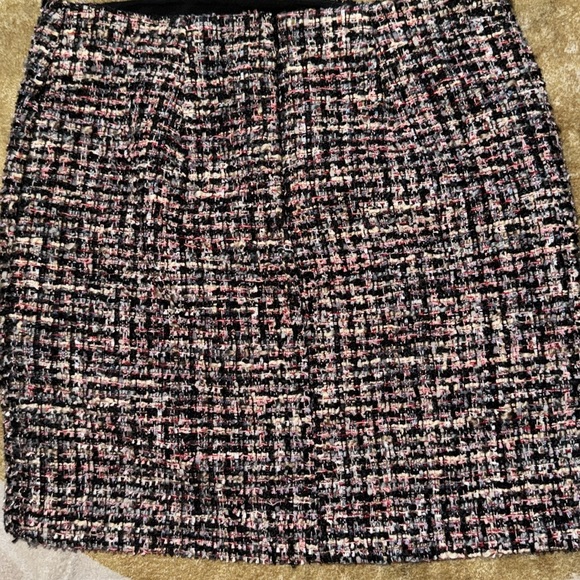 White House black market baby 🖤 - Picture 2 of 4